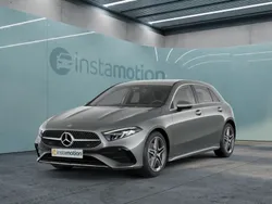 Grau Gebraucht 2024 Mercedes A180 Limousine | 33.190 € (Teuer)