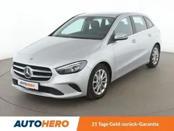 Grau Gebraucht 2019 Mercedes B200 Progressive Van / Kleinbus | 21.850 € (Fairer Preis)