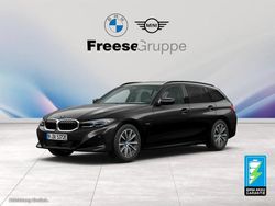 Schwarz Gebraucht 2022 BMW 320e Shadowline Kombi | 28.990 € (Etwas zu teuer)