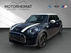Schwarz Gebraucht 2022 Mini Cooper SE Classic Kleinwagen | 18.890 € (Fairer Preis)