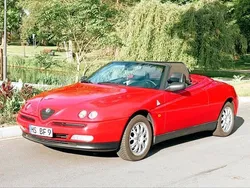 Rot Gebraucht 1996 Alfa Romeo Spider Cabrio | 4.990 € (Guter Preis)