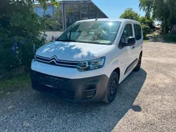 Weiß Gebraucht 2023 Citroën e-Berlingo Live Van / Kleinbus | 22.799 € (Guter Preis)
