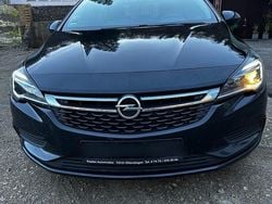 Schwarz Gebraucht 2018 Opel Astra Kombi | 4.500 €