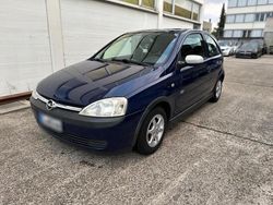 Blau Gebraucht 2003 Opel Corsa Kleinwagen | 1.543 € (Fairer Preis)