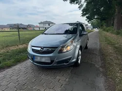 Silber Gebraucht 2008 Opel Corsa Kleinwagen | 1.399 € (Etwas zu teuer)