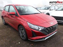 Dragon red mineraleffekt Neu 2025 Hyundai i20 Select Kleinwagen | 18.304 € (Fairer Preis)