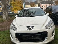 Weiß Gebraucht 2012 Peugeot 308 Kombi | 4.490 € (Fairer Preis)