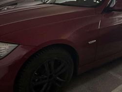 Rot Gebraucht 2011 BMW 318 Kombi | 5.555 € (Superpreis)