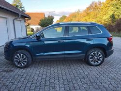 Blau Gebraucht 2021 Skoda Karoq Clever SUV | 23.400 € (Guter Preis)