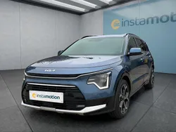 Blau Neu 2025 Kia Niro Spirit SUV | 33.149 € (Fairer Preis)
