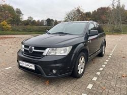 Schwarz Gebraucht 2011 Fiat Freemont Urban SUV | 5.999 € (Fairer Preis)