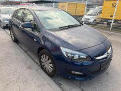 Blau Gebraucht 2014 Opel Astra Limousine | 2.499 € (Guter Preis)