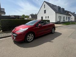 Rot Gebraucht 2008 Peugeot 207 CC Cabrio | 3.750 € (Fairer Preis)