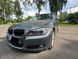 Silber Gebraucht 2009 BMW 325 Sport Line Kombi | 6.000 € (Teuer)