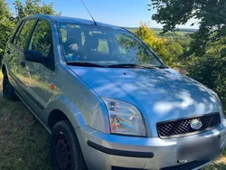 Andere außenfarben Gebraucht 2005 Ford Fusion Kleinwagen | 1.900 €