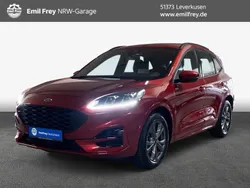 Lucid red metallic Gebraucht 2023 Ford Kuga ST-Line SUV | 25.365 € (Guter Preis)