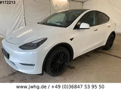 White metallic Gebraucht 2022 Tesla Model Y Long Range SUV | 33.490 € (Guter Preis)