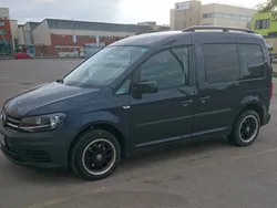 Blau Gebraucht 2015 VW Caddy Trendline Van / Kleinbus | 9.500 € (Fairer Preis)