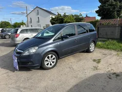 Grau Gebraucht 2007 Opel Zafira Van / Kleinbus | 1.799 €