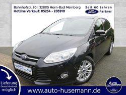 Schwarz Gebraucht 2013 Ford Focus Titanium Limousine | 7.150 € (Fairer Preis)