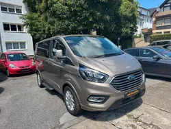 Gold Gebraucht 2018 Ford Tourneo Custom Van / Kleinbus | 20.999 € (Teuer)