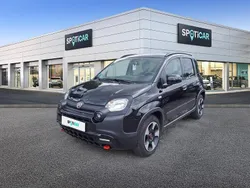 Schwarz Gebraucht 2024 Fiat Panda Cross Cross Kleinwagen | 14.880 € (Fairer Preis)
