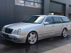 Silber Gebraucht 2001 Mercedes E320 AMG line Kombi | 4.950 € (Fairer Preis)
