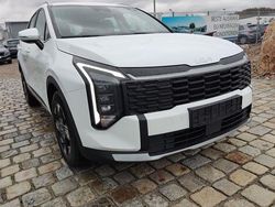 Deluxewhite metallic deluxewhite metallic Neu 2025 Kia Sportage Urban SUV | 27.750 € (Guter Preis)
