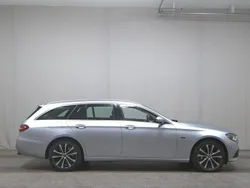 Silber Gebraucht 2021 Mercedes E300 Avantgarde Kombi | 24.980 € (Superpreis)