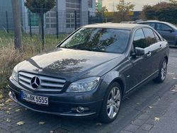 Grau Gebraucht 2009 Mercedes C180 Limousine | 5.099 € (Fairer Preis)