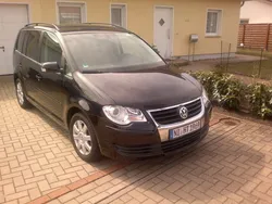 Schwarz metallic Gebraucht 2008 VW Touran United Van / Kleinbus | 11.000 €