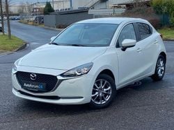 Weiß Gebraucht 2022 Mazda 2 Exclusive-Line Limousine | 15.950 € (Guter Preis)