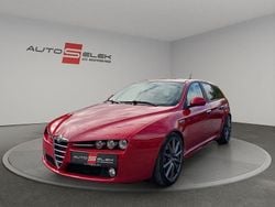 Rot Gebraucht 2010 Alfa Romeo 159 Turismo Limousine | 7.950 € (Teuer)