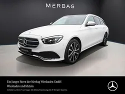Polarweiß Gebraucht 2022 Mercedes E300 Avantgarde Kombi | 34.790 € (Teuer)