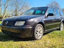 Schwarz Gebraucht 2002 VW Bora Limousine | 3.600 € (Teuer)
