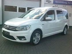 Weiß Gebraucht 2016 VW Caddy Maxi Van / Kleinbus | 12.999 € (Etwas zu teuer)