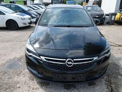 Schwarz Gebraucht 2017 Opel Astra Dynamic Kombi | 5.200 € (Teuer)
