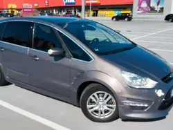 Beige Gebraucht 2012 Ford S-MAX Titanium S Van / Kleinbus | 7.500 € (Fairer Preis)