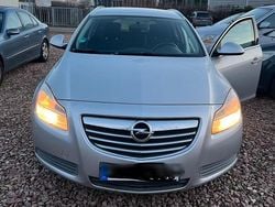 Silber Gebraucht 2011 Opel Insignia Kombi | 2.990 € (Guter Preis)