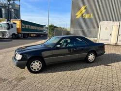 Weiß Gebraucht 1995 Mercedes E320 Coupé | 10.900 €