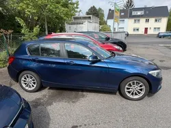 Blau Gebraucht 2017 BMW 118 Advantage Kleinwagen | 8.490 €