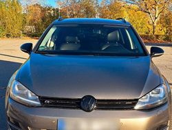 Grau Gebraucht 2014 VW Golf VII Highline Kombi | 8.800 € (Fairer Preis)