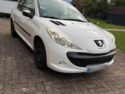 Weiß Gebraucht 2011 Peugeot 206+ Kleinwagen | 1.850 € (Fairer Preis)