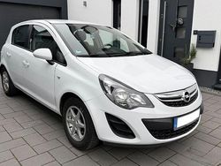 Weiß Gebraucht 2014 Opel Corsa Energy Kleinwagen | 4.399 € (Fairer Preis)