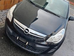 Schwarz Gebraucht 2013 Opel Corsa Kleinwagen | 2.300 € (Superpreis)