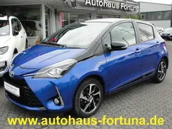 Blau/schwarzmetallic 8x2/209 Gebraucht 2020 Toyota Yaris Hybrid Style Kleinwagen | 17.400 € (Guter Preis)
