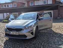 Grau Gebraucht 2019 Kia Ceed Sportswagon 2 Kombi | 16.000 € (Fairer Preis)