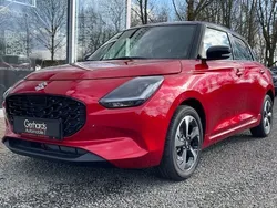 Rot Neu 2025 Suzuki Swift Comfort+ Limousine | 20.290 €
