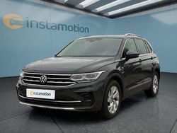Grau Gebraucht 2023 VW Tiguan SUV | 31.749 € (Guter Preis)