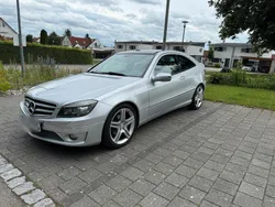 Silber Gebraucht 2008 Mercedes 220 Coupé | 5.900 €